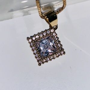 Gold Party Necklace